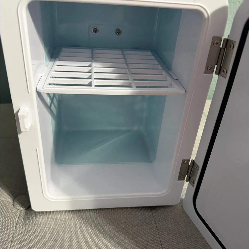Compact Black Mini Fridge - Picture 8 of 13